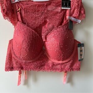 3 Piece Lingerie Set 38C Bralette Garter Belt Thong Panties Size XL